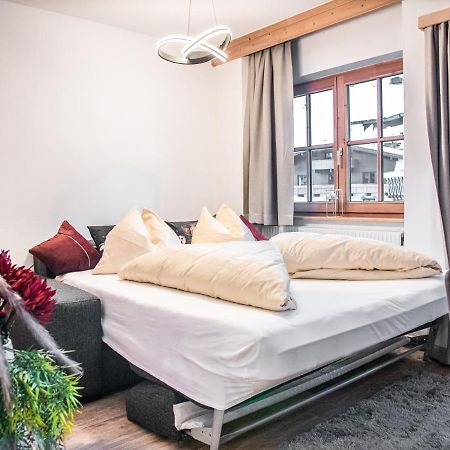 La Tombola Appartements แกร์ลอส ภายนอก รูปภาพ