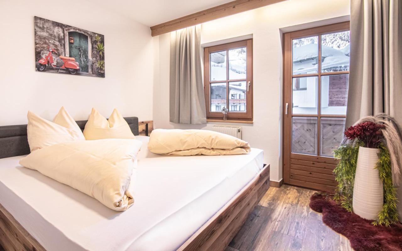 La Tombola Appartements แกร์ลอส ภายนอก รูปภาพ