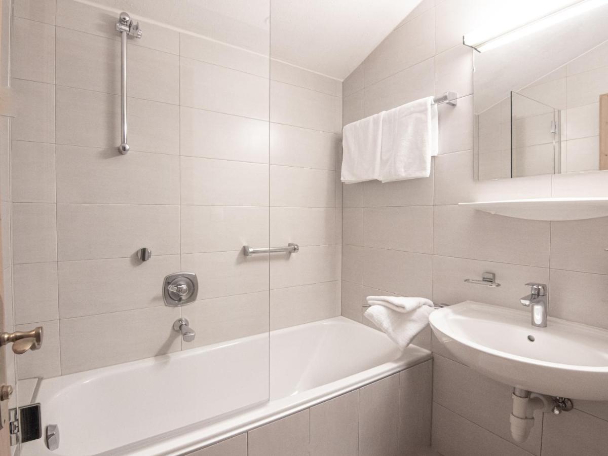 La Tombola Appartements แกร์ลอส ภายนอก รูปภาพ