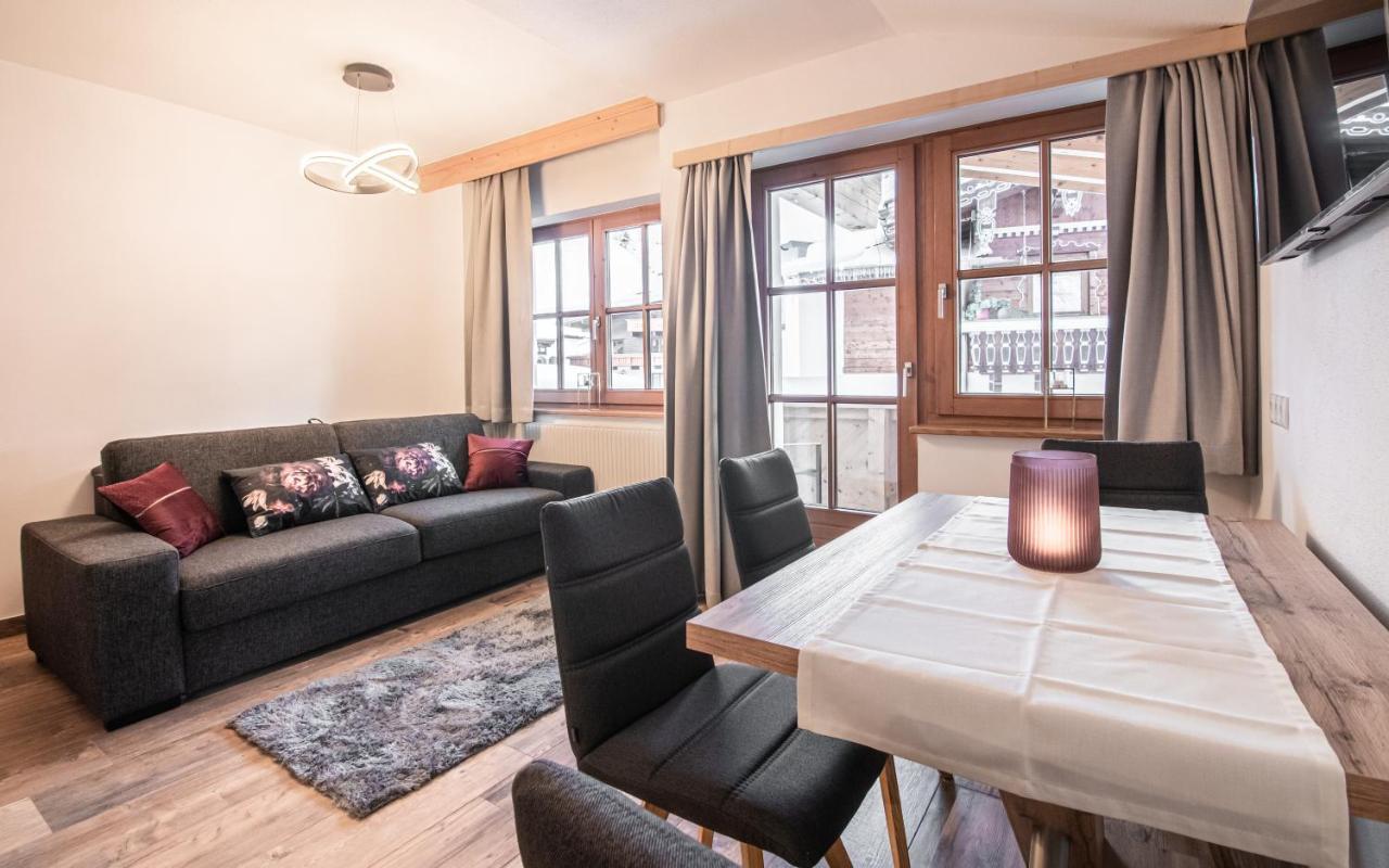 La Tombola Appartements แกร์ลอส ภายนอก รูปภาพ