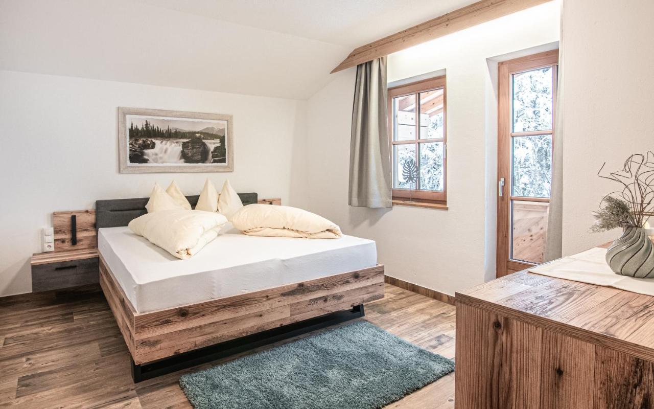 La Tombola Appartements แกร์ลอส ภายนอก รูปภาพ