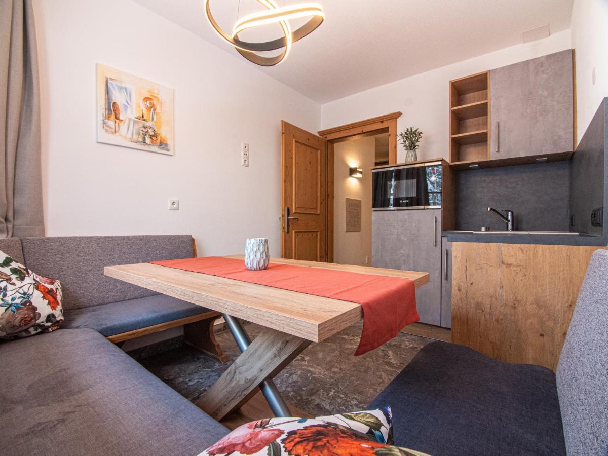 La Tombola Appartements แกร์ลอส ภายนอก รูปภาพ