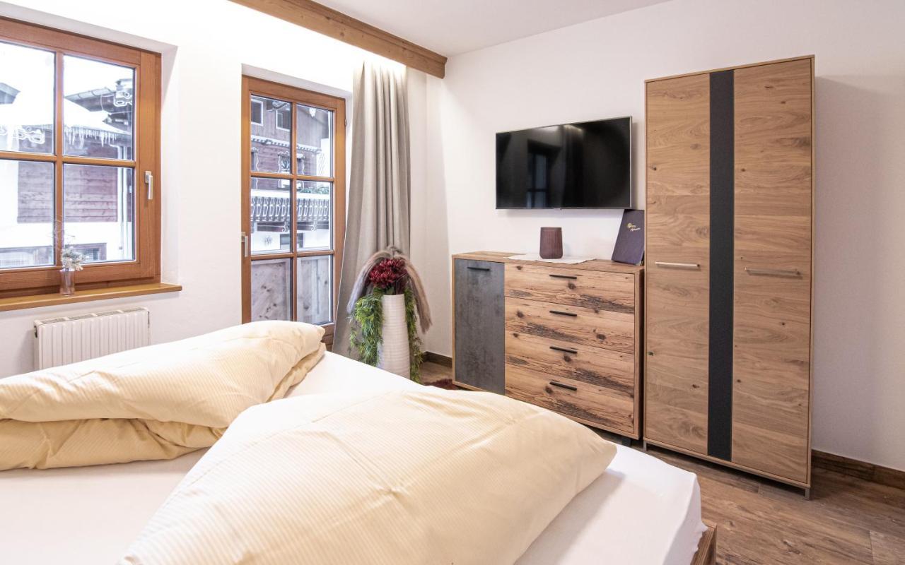 La Tombola Appartements แกร์ลอส ภายนอก รูปภาพ
