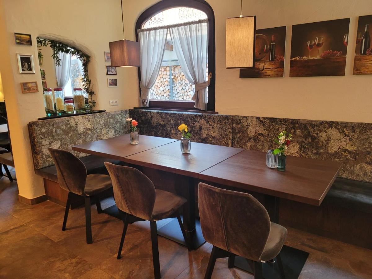 La Tombola Appartements แกร์ลอส ภายนอก รูปภาพ